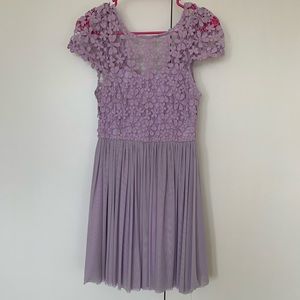 Xenia Boutique Lavendar Lace Dress Sz 8